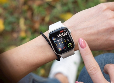 Nên mua Apple Watch Series 6 bản 40mm hay 44mm?