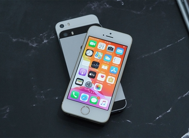 Mua iPhone SE “cổ” tại Điện Thoại Mới cần quan tâm những gì?