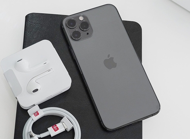 Có nên mua iPhone 11 Pro thời điểm này không? Câu trả lời là đây!