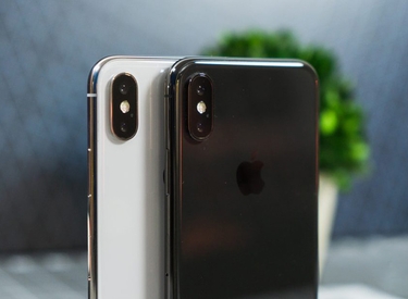 Mua iPhone X màu nào đẹp hơn? Xám không gian hay trắng tinh khôi?