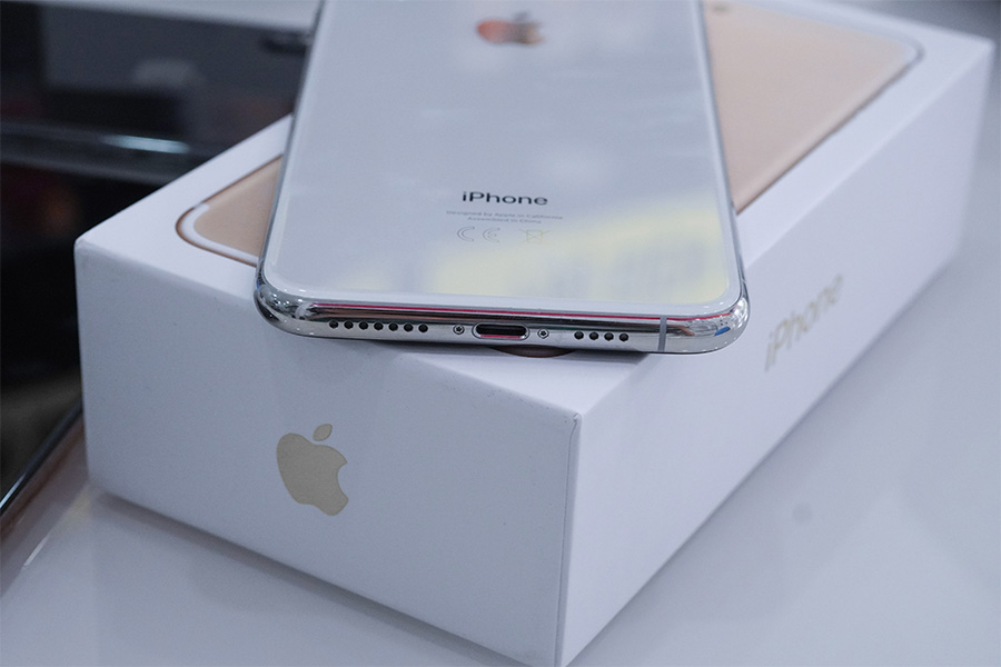 So sánh iPhone Xs Max và iPhone 12 Pro Max